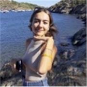 sono Michela, il vostro supporto per lo svolgimento dei compiti